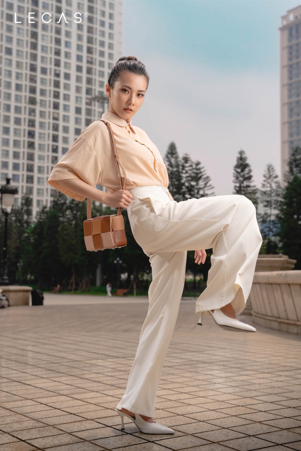 Túi Đeo Chéo BOTT180 Màu Nâu Caramel