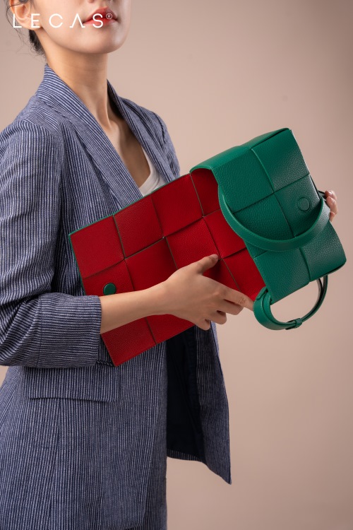 Túi Đeo Chéo BOTT210 Màu Xanh Hami