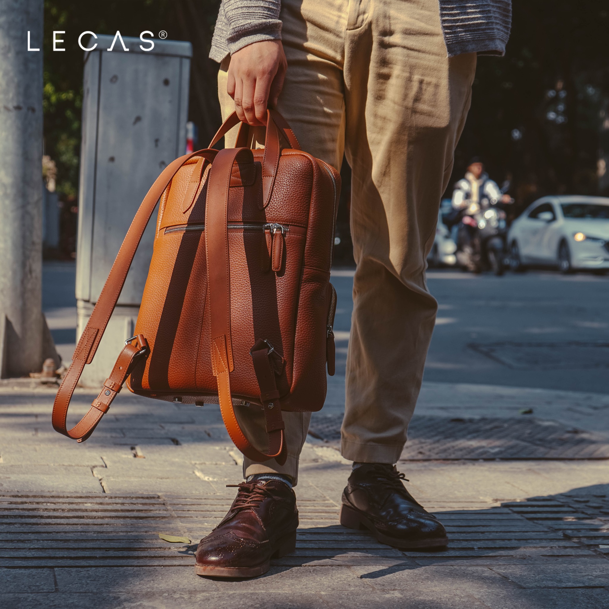 Balo Laptop 1881 phiên bản mới được bổ sung ngăn khóa kéo phía sau tiện dụng