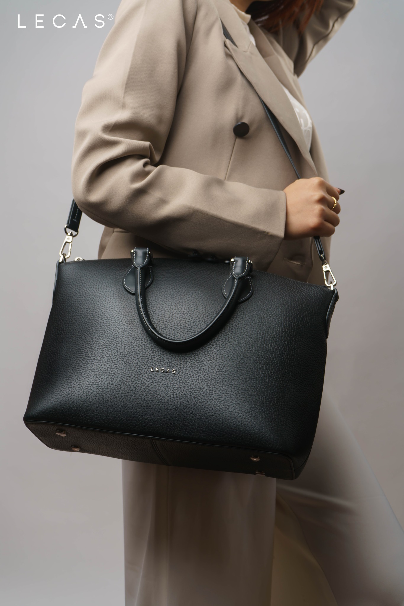 Hiện đại, trẻ trung và thanh lịch là những gì Túi Xách Tay/Đeo Chéo THANH đem lại