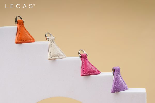 PULLER tam giác với những đường may tinh tế