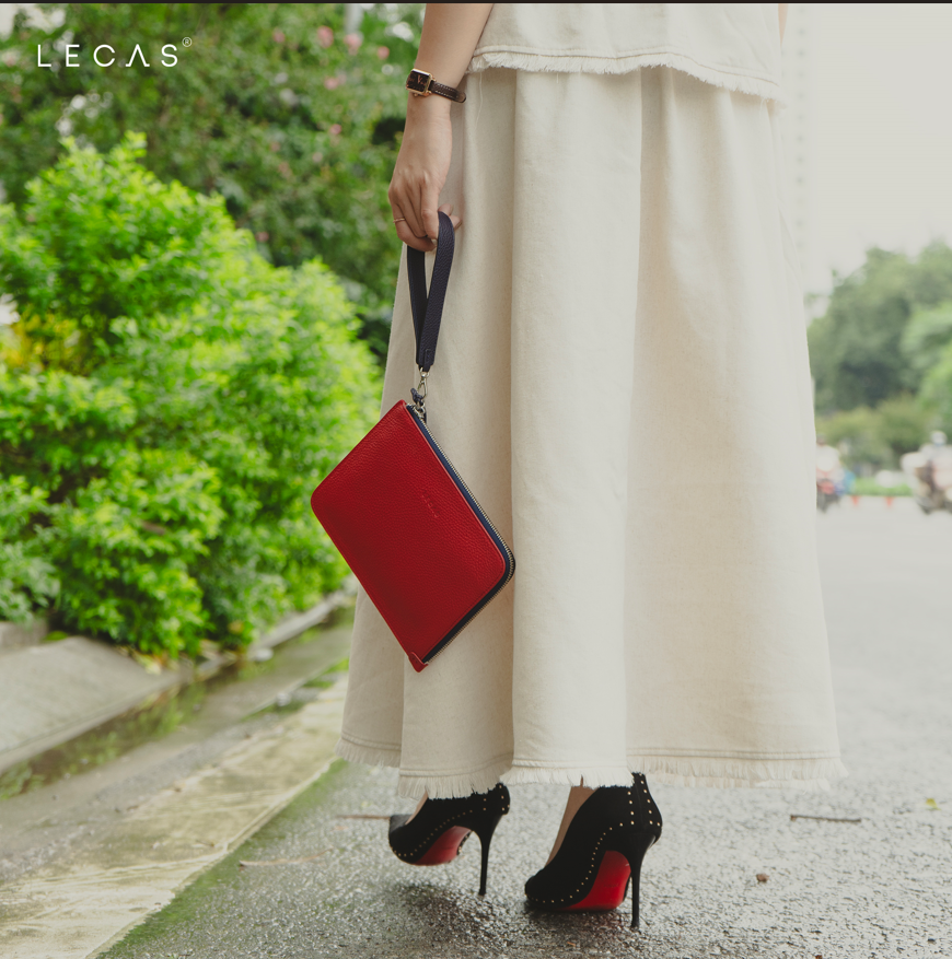 Màu đỏ sang trọng