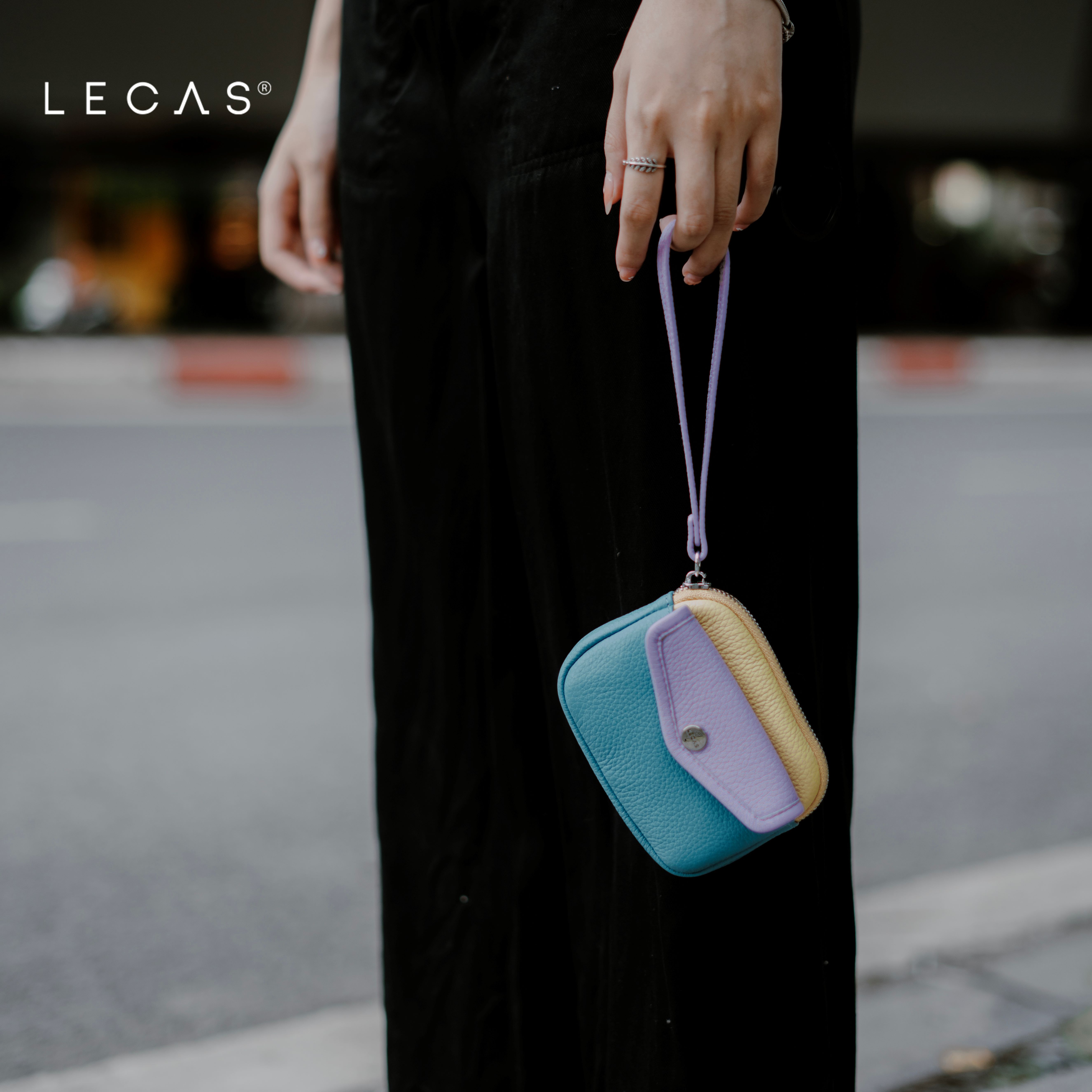 NÚNG NÍNH có các bản phối tràn ngập sắc màu